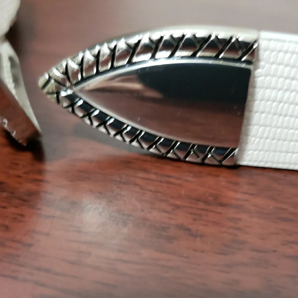 BKE Western Elegant Cream‎ Belt with Silver Buckle
